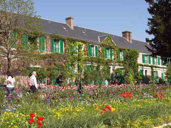 Flowers at Monets house in Giverny