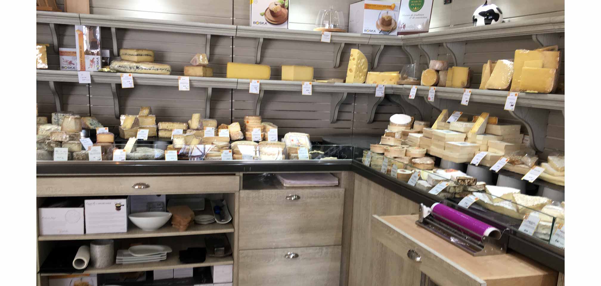 cheese shop in Normandy